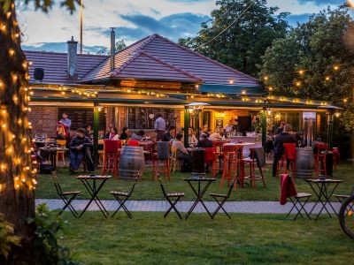 521b2417 d200 4e85 8b82 67f8fb44c1f9