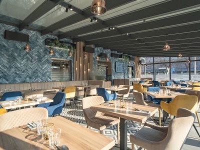 2d718952 f39d 4e1b b9e4 f94d4682fb2b