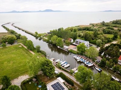 F845fbfe b1de 41bf a5e9 78295b29d870